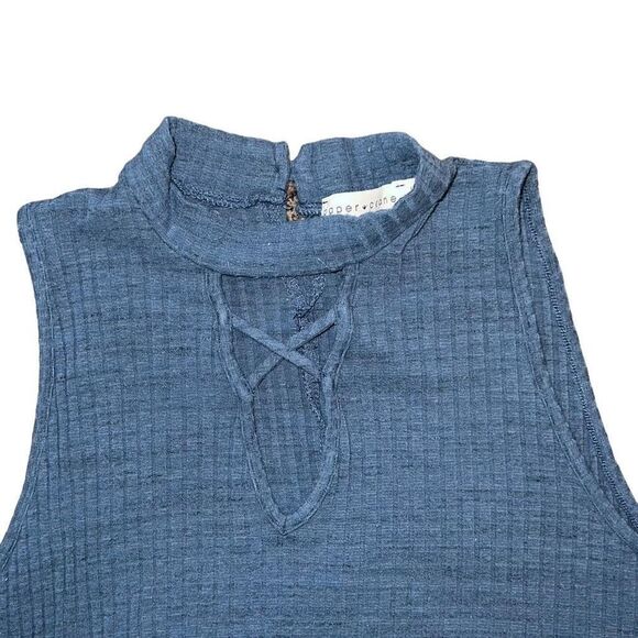 PAPER CRANE Blue Tank Top Blouse W/ Criss Cross bodice Size Medium￼ - Picture 3 of 4